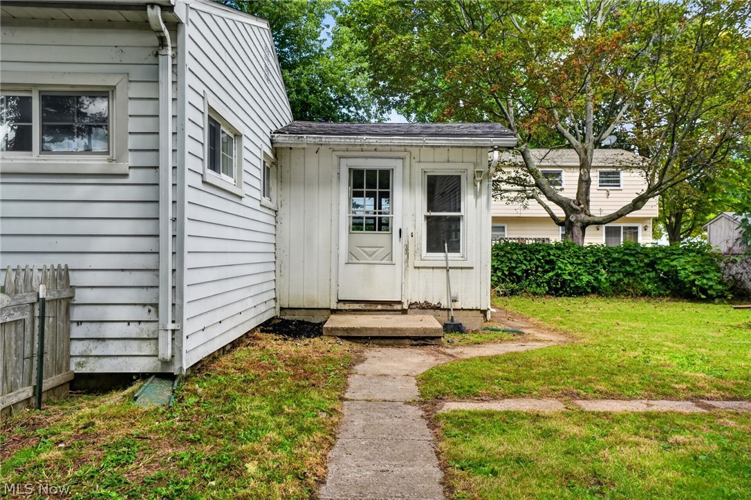 1411 Easton Avenue Madison OH 44057