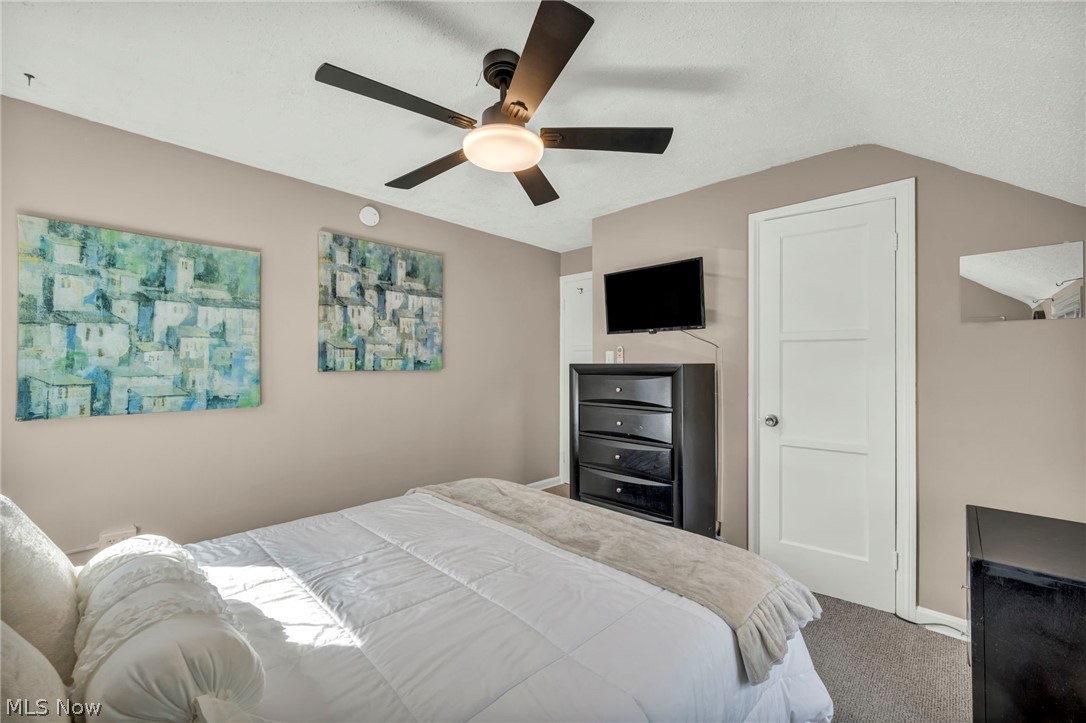 20953 Woodstock Avenue Fairview Park OH 44126