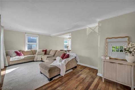 20953 Woodstock Avenue Fairview Park OH 44126