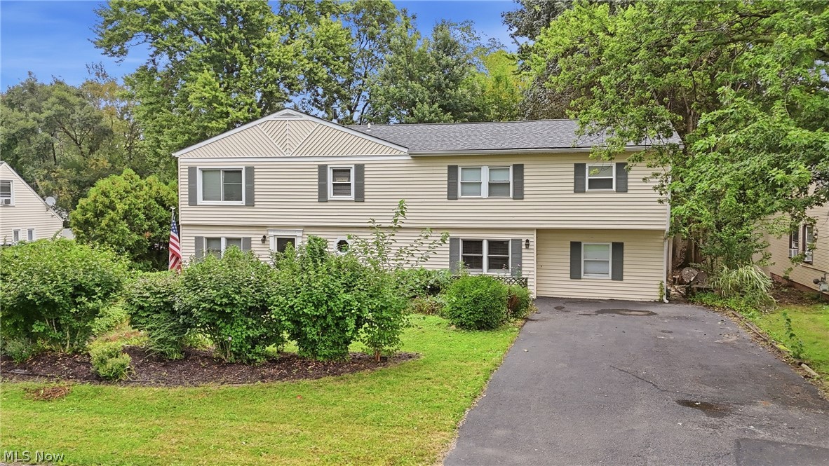 1875 Perth Road Madison OH 44057