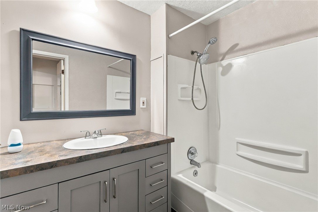 1875 Perth Road Madison OH 44057