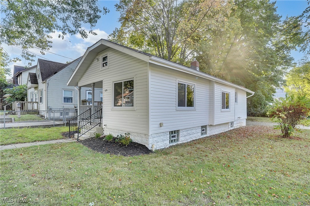 570 Mohawk Avenue Akron OH 44305
