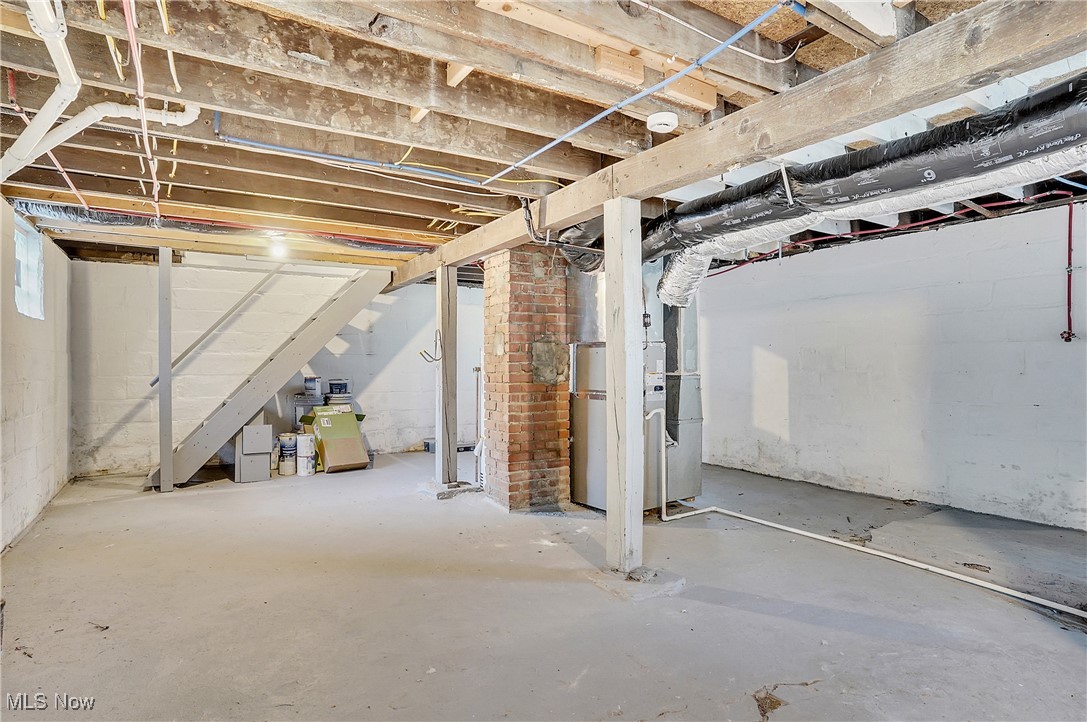 570 Mohawk Avenue Akron OH 44305