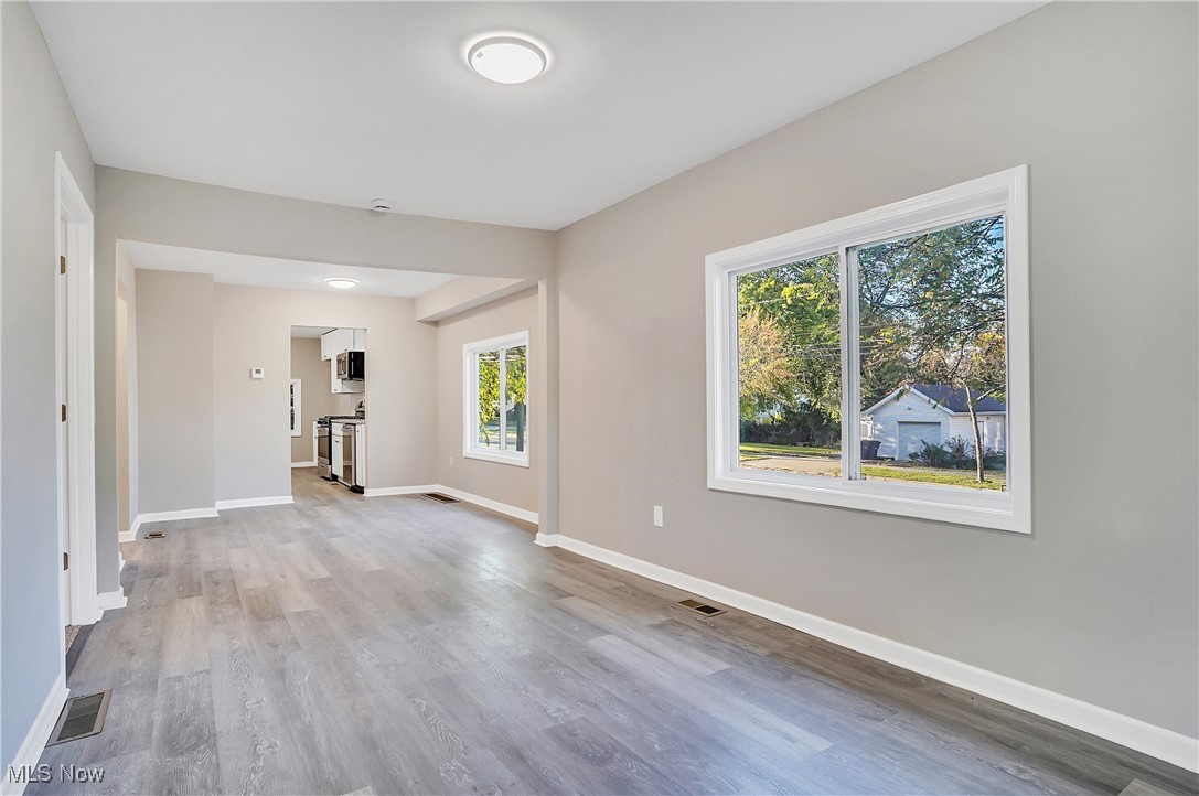 570 Mohawk Avenue Akron OH 44305