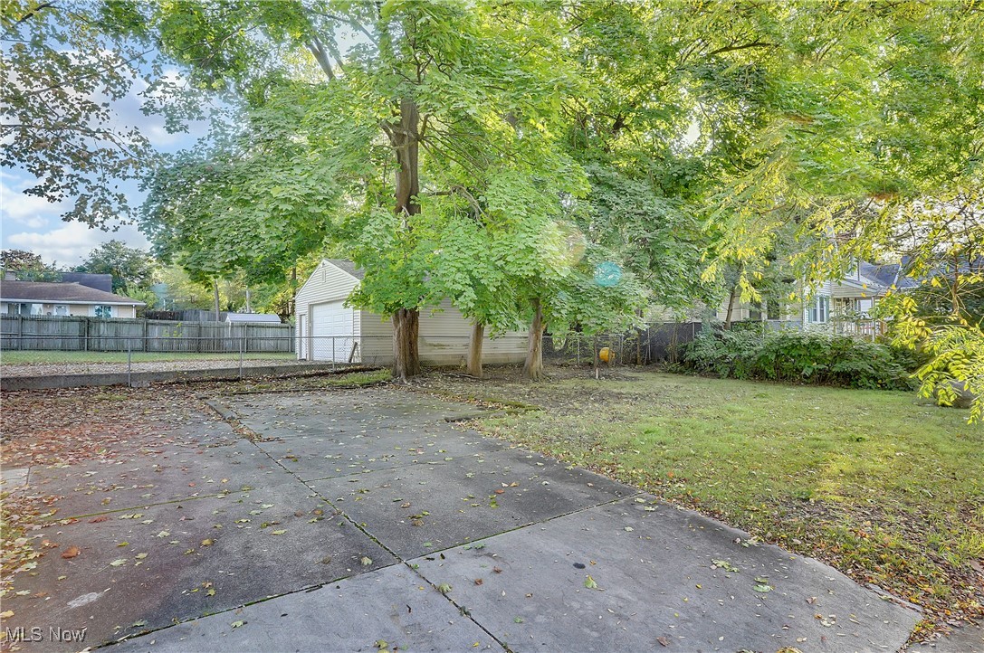 570 Mohawk Avenue Akron OH 44305