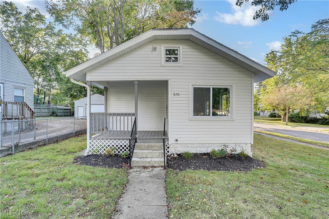 570 Mohawk Avenue Akron OH 44305