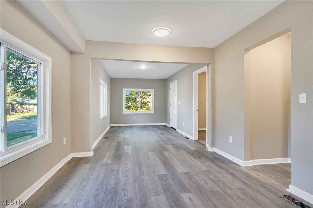 570 Mohawk Avenue Akron OH 44305