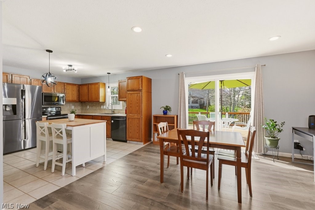 2104 Van Oaks Drive Twinsburg OH 44087