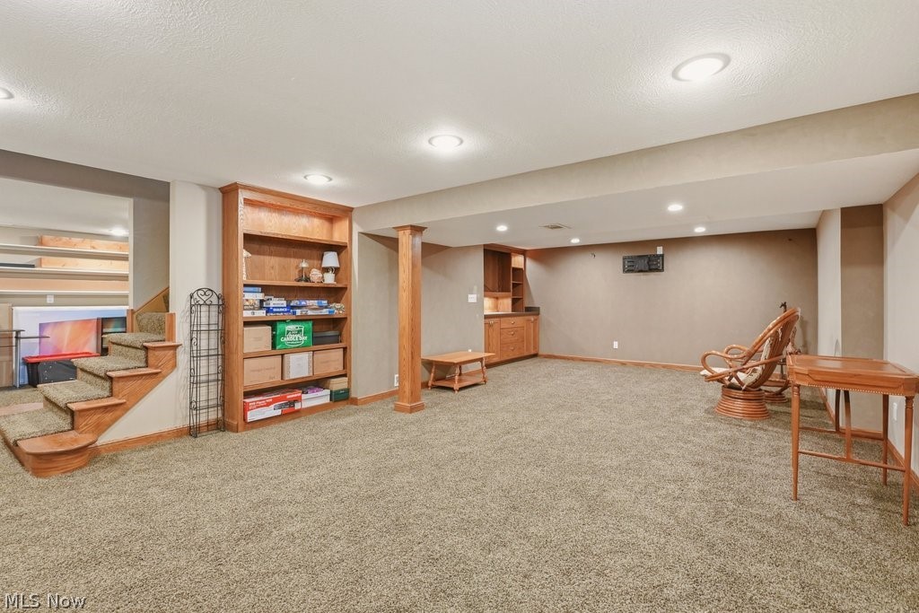 2104 Van Oaks Drive Twinsburg OH 44087