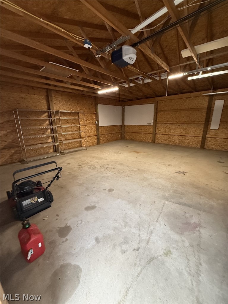 1547 Hay Avenue Coshocton OH 43812