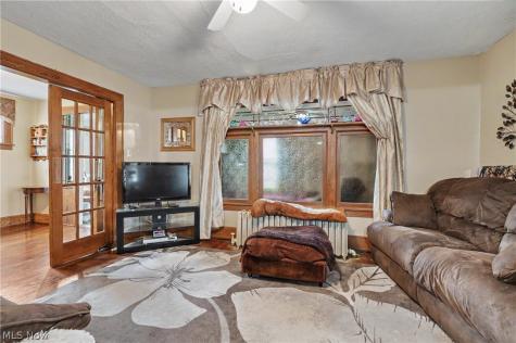 615 W Ohio Avenue Sebring OH 44672