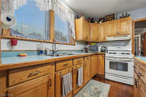 615 W Ohio Avenue Sebring OH 44672