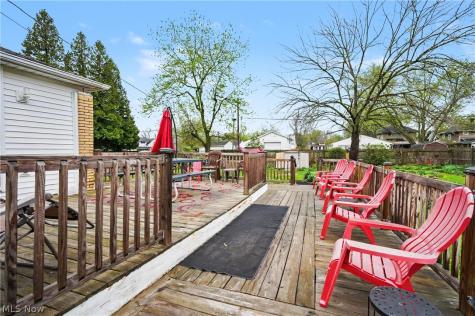 615 W Ohio Avenue Sebring OH 44672