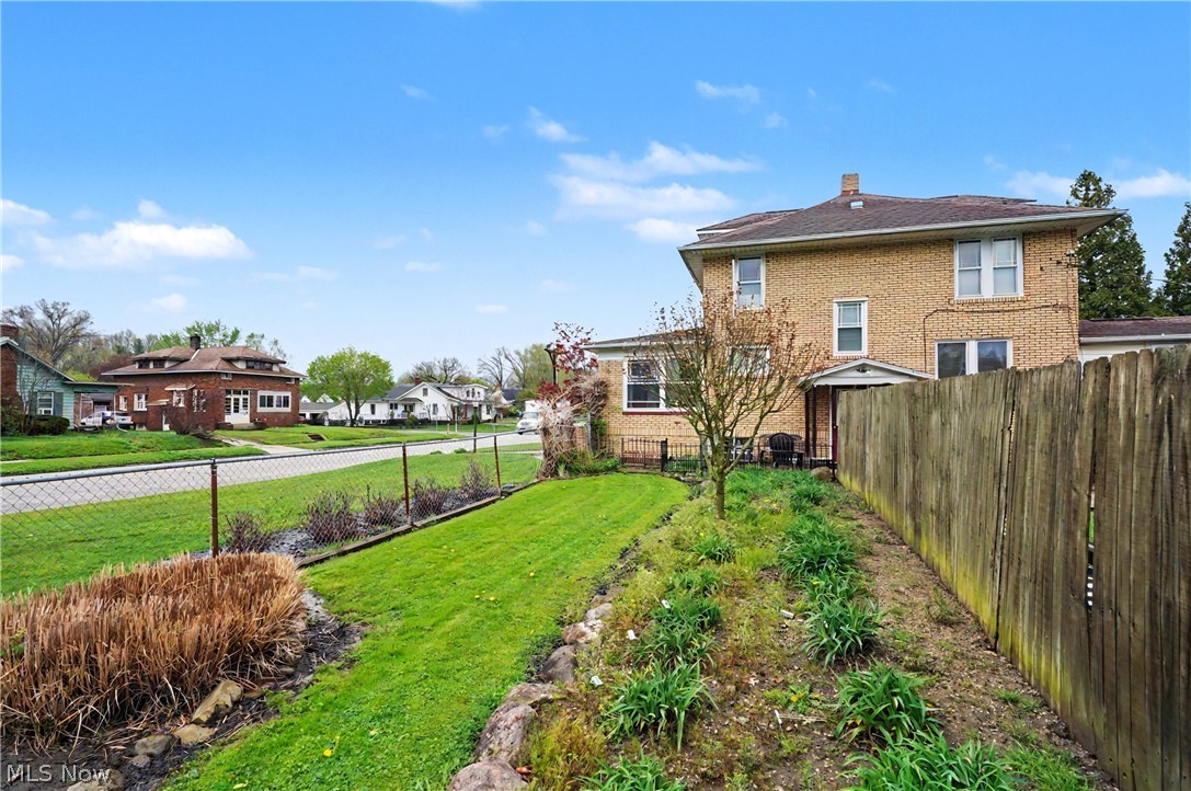 615 W Ohio Avenue Sebring OH 44672