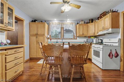 615 W Ohio Avenue Sebring OH 44672