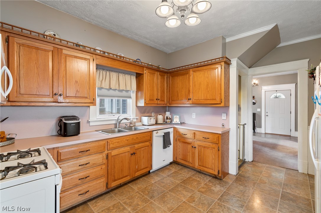 734 Tuscarawas Avenue NW New Philadelphia OH 44663
