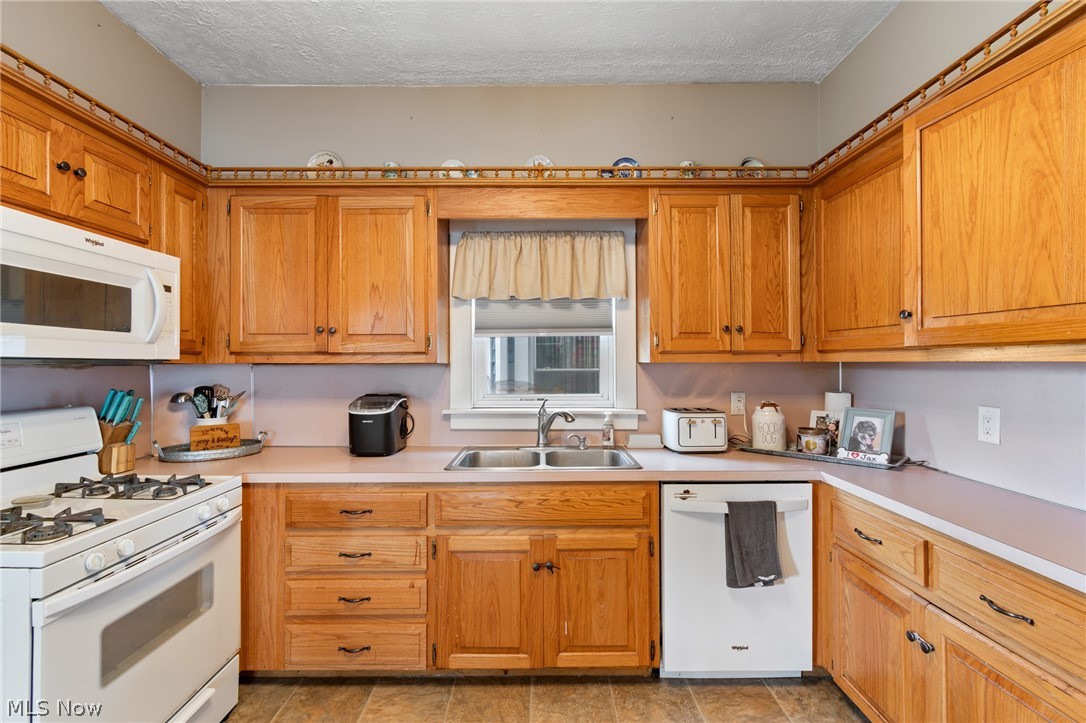 734 Tuscarawas Avenue NW New Philadelphia OH 44663