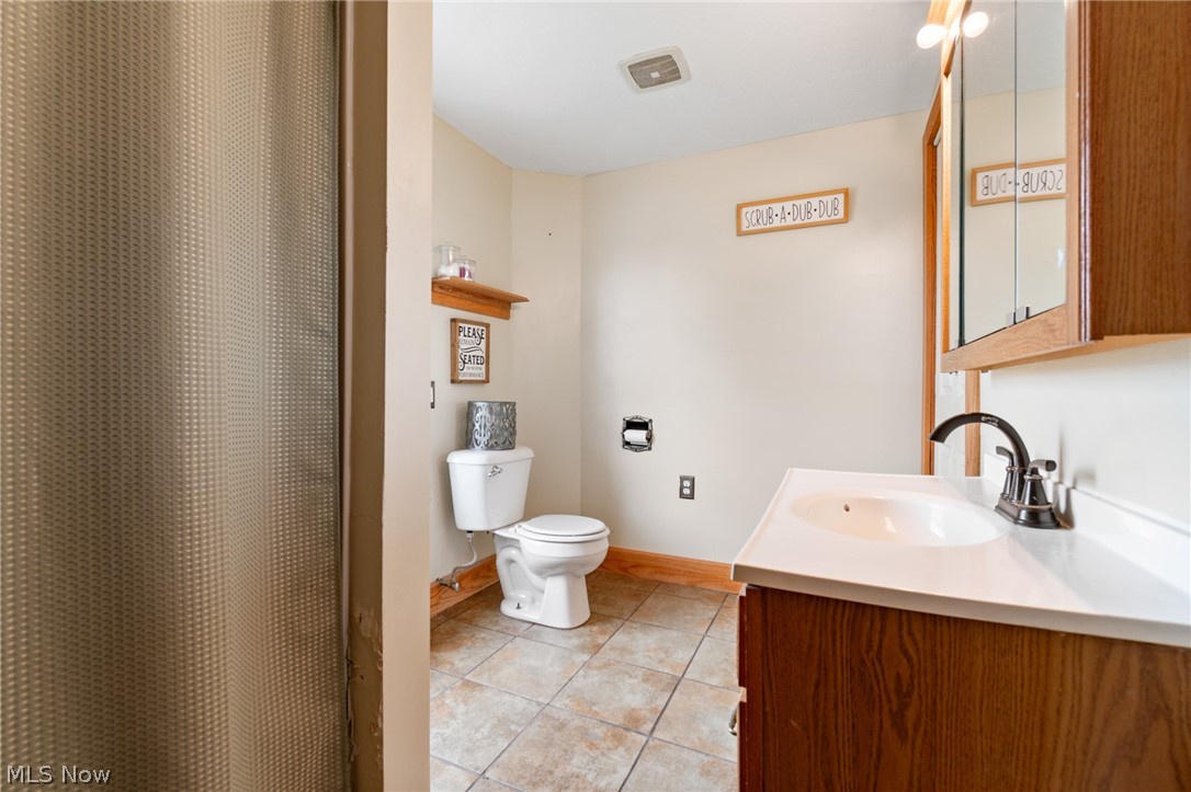 734 Tuscarawas Avenue NW New Philadelphia OH 44663