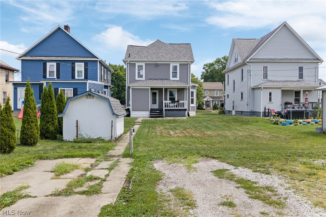 734 Tuscarawas Avenue NW New Philadelphia OH 44663