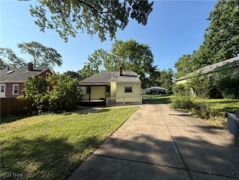 25380 Maple Ridge Road Westlake OH 44145