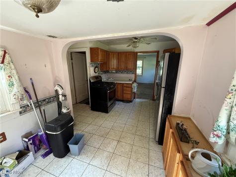 25380 Maple Ridge Road Westlake OH 44145