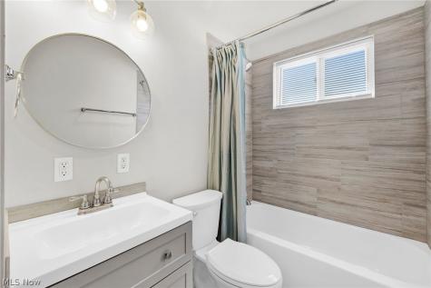 16159 Bowfin Boulevard Brook Park OH 44142