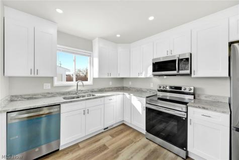16159 Bowfin Boulevard Brook Park OH 44142