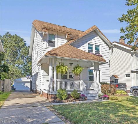 2138 Mars Avenue Lakewood OH 44107