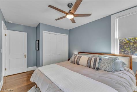 2138 Mars Avenue Lakewood OH 44107