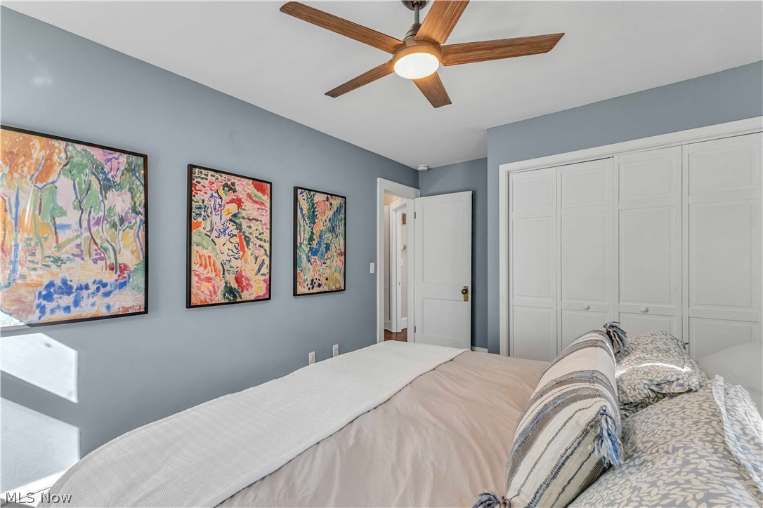 2138 Mars Avenue Lakewood OH 44107