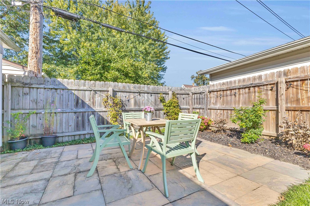 2138 Mars Avenue Lakewood OH 44107