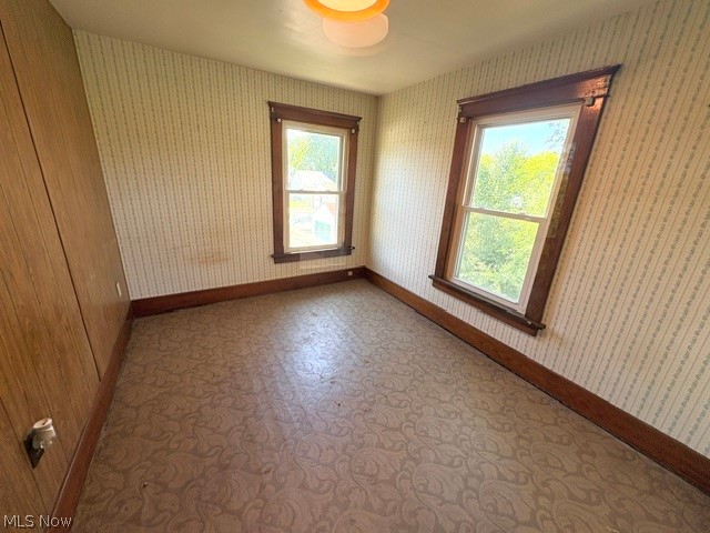 1919 Parkman Road NW Warren OH 44485