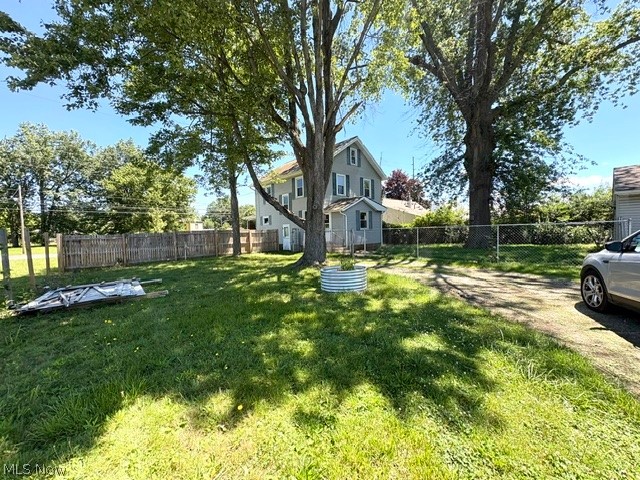 1919 Parkman Road NW Warren OH 44485