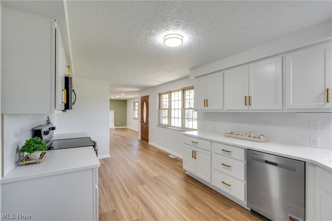 15234 Orrville Street NW North Lawrence OH 44666