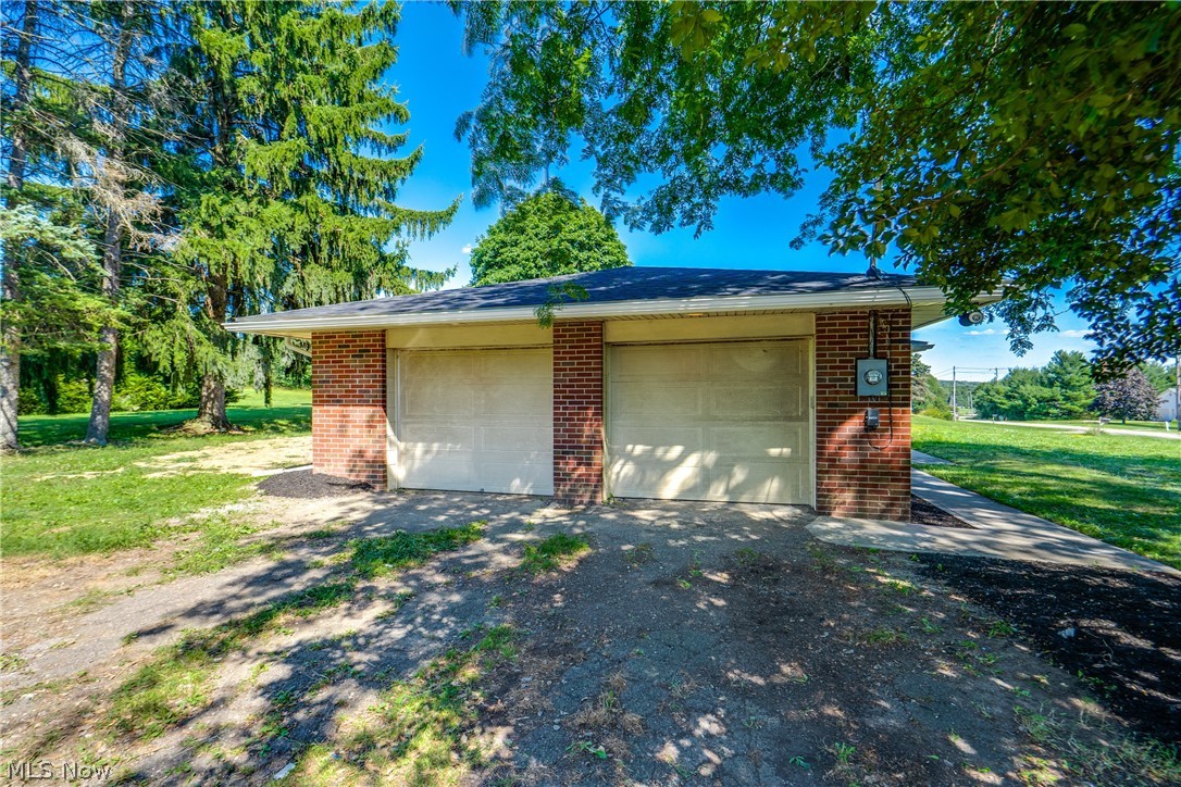 15234 Orrville Street NW North Lawrence OH 44666