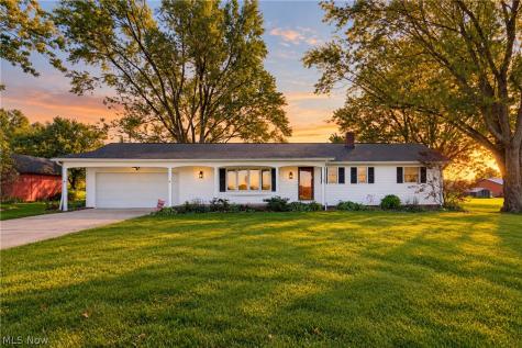 7030 Nimishillen Church Street Louisville OH 44641