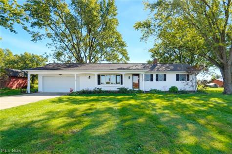 7030 Nimishillen Church Street Louisville OH 44641
