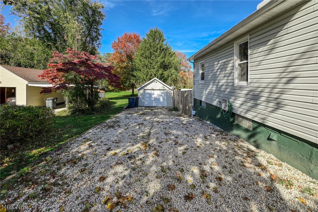 1835 Oakes Drive Akron OH 44312