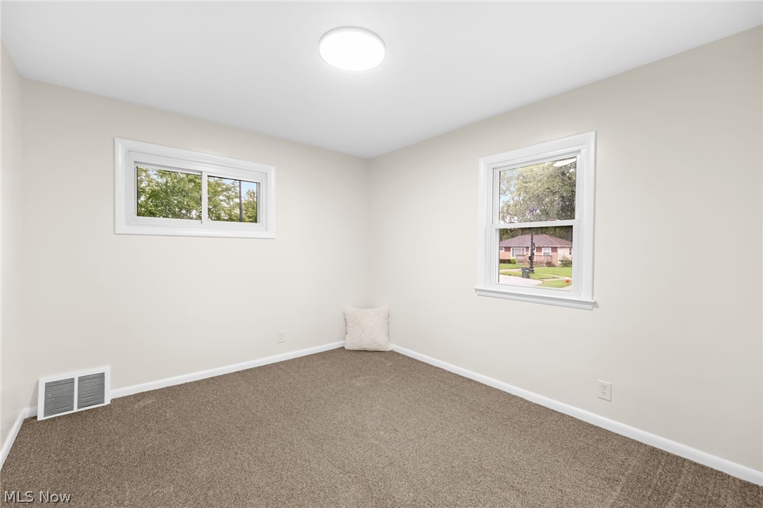 324 Lynn Drive Cuyahoga Falls OH 44221