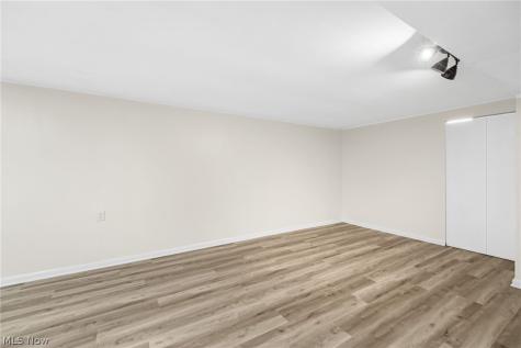 324 Lynn Drive Cuyahoga Falls OH 44221