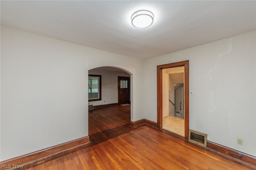 983 Dan Street Akron OH 44310