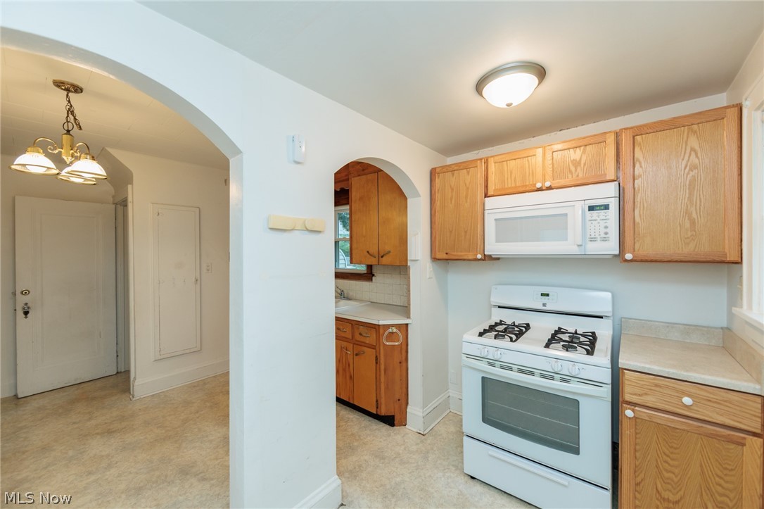 983 Dan Street Akron OH 44310