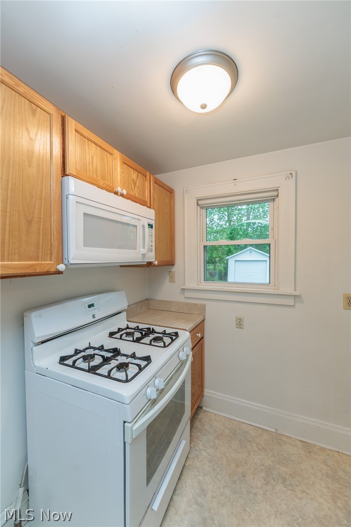 983 Dan Street Akron OH 44310