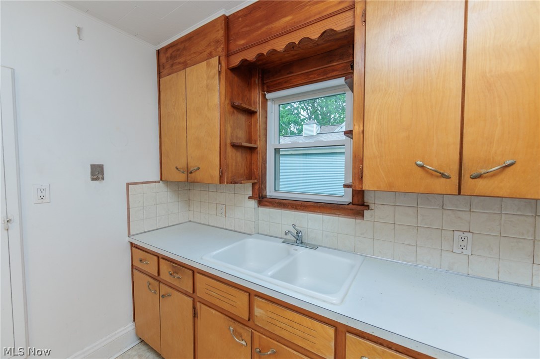 983 Dan Street Akron OH 44310