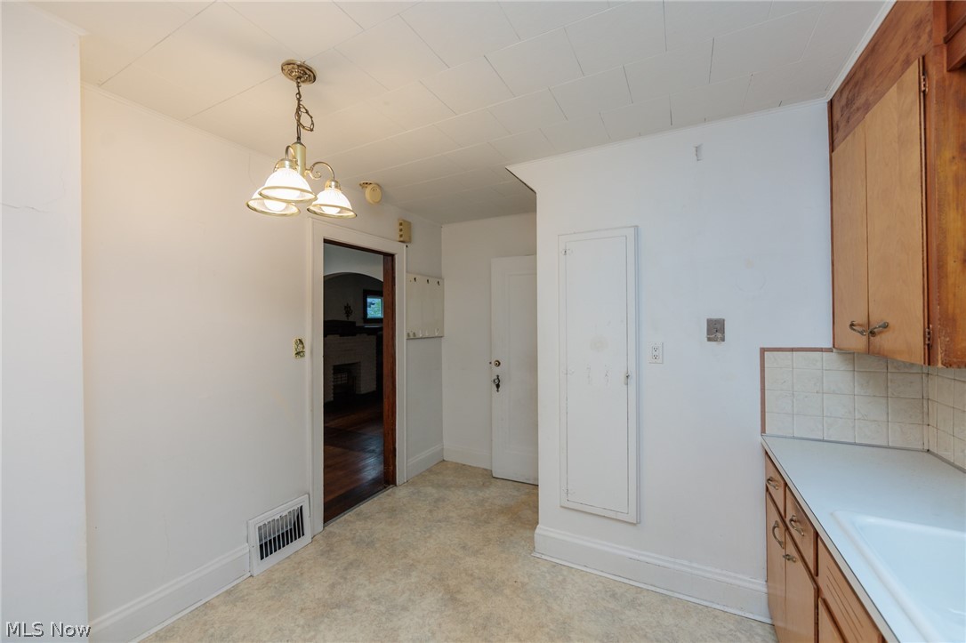 983 Dan Street Akron OH 44310