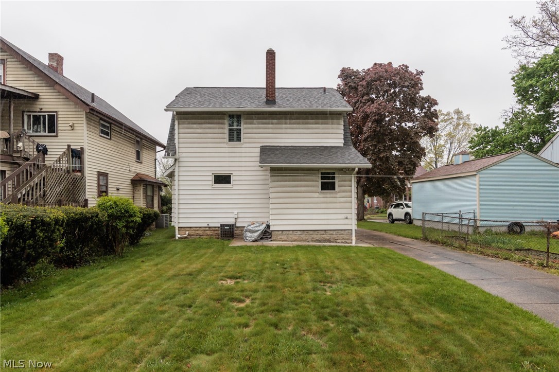 983 Dan Street Akron OH 44310