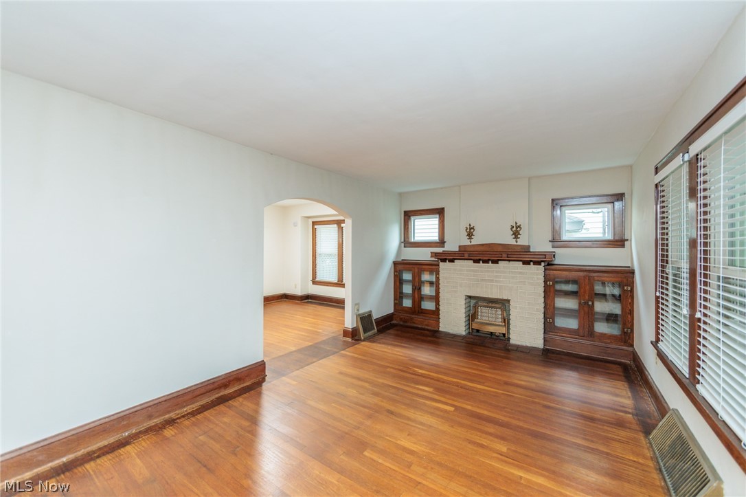983 Dan Street Akron OH 44310