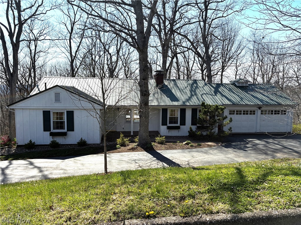 118 Hillcrest Drive Marietta OH 45750