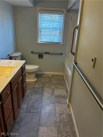 118 Hillcrest Drive Marietta OH 45750
