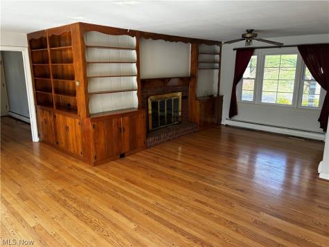 118 Hillcrest Drive Marietta OH 45750